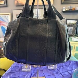 Black & Gold Alexander Wang Leather Women's Bag 🖤💛🖤💛